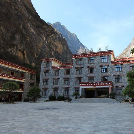 Shangri-La Balagezong Shuizhuang Hotel Exteriér fotografie